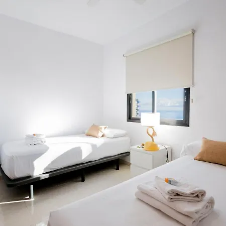 1301 Very Nice With Amazing Sea View *